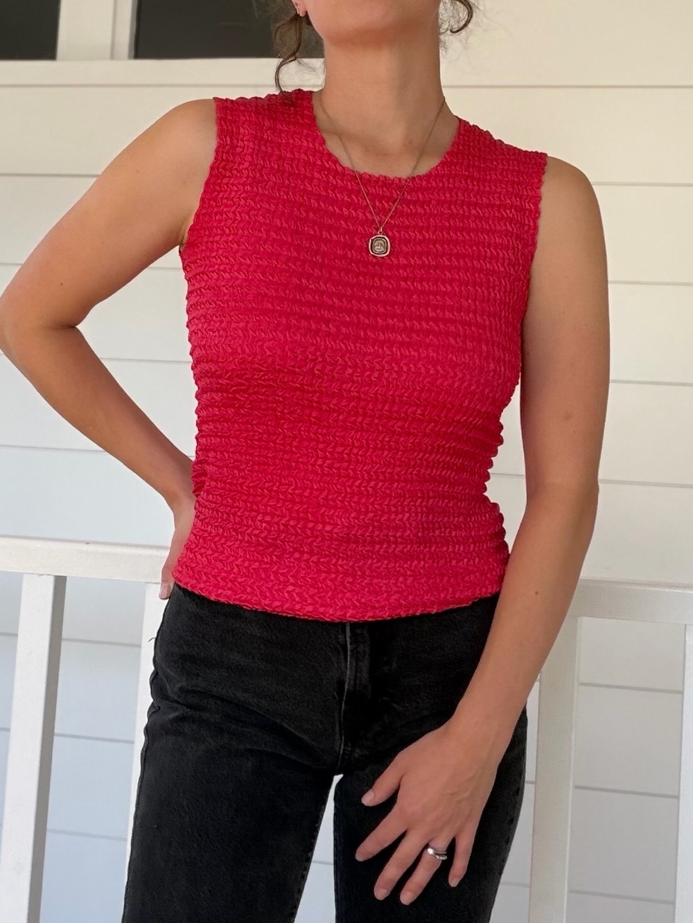 Vintage 90s NICOLA Raspberry Red Popcorn Crinkle Sleeveless Top - Size Medium - Picture 6 of 14